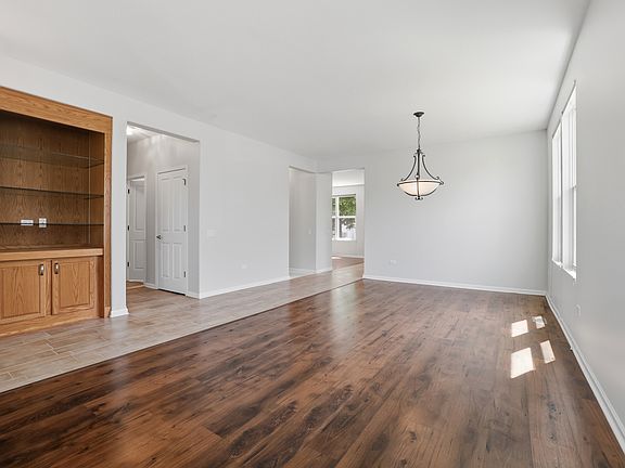 5th image of 11832 Kensington Dr