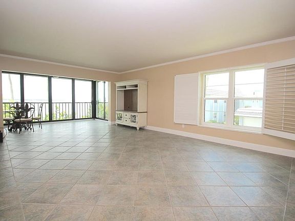 5th image of 3350 N Key Dr #104