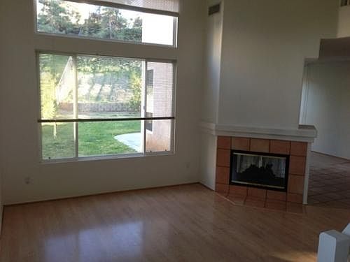 3rd image of 637 Shenandoah Ave