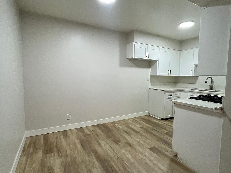 1st image of 1853 Harbor Ave APT 1