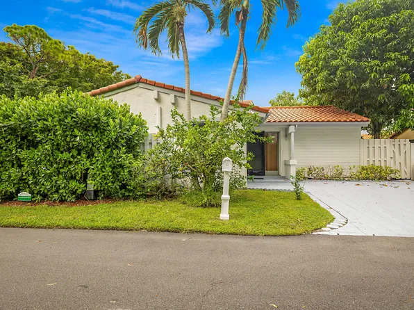 2780 NORFOLK PINE Court, Lake Worth, FL 33462
