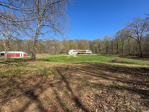 4th image of 459 Mountain Rd
