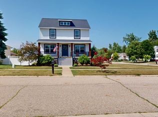 5143 Circleview Dr, Allendale, MI 49401