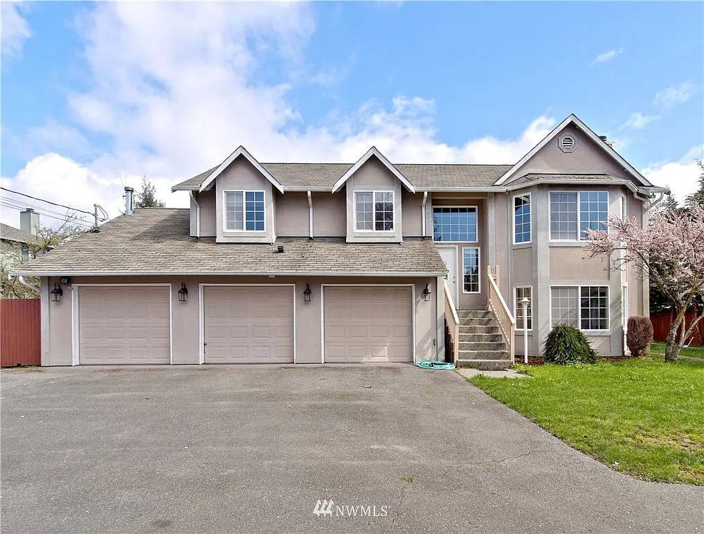 23207 84th Avenue W photo 1