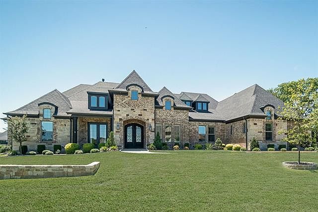 1st image of 845 Belvedere Park Ln