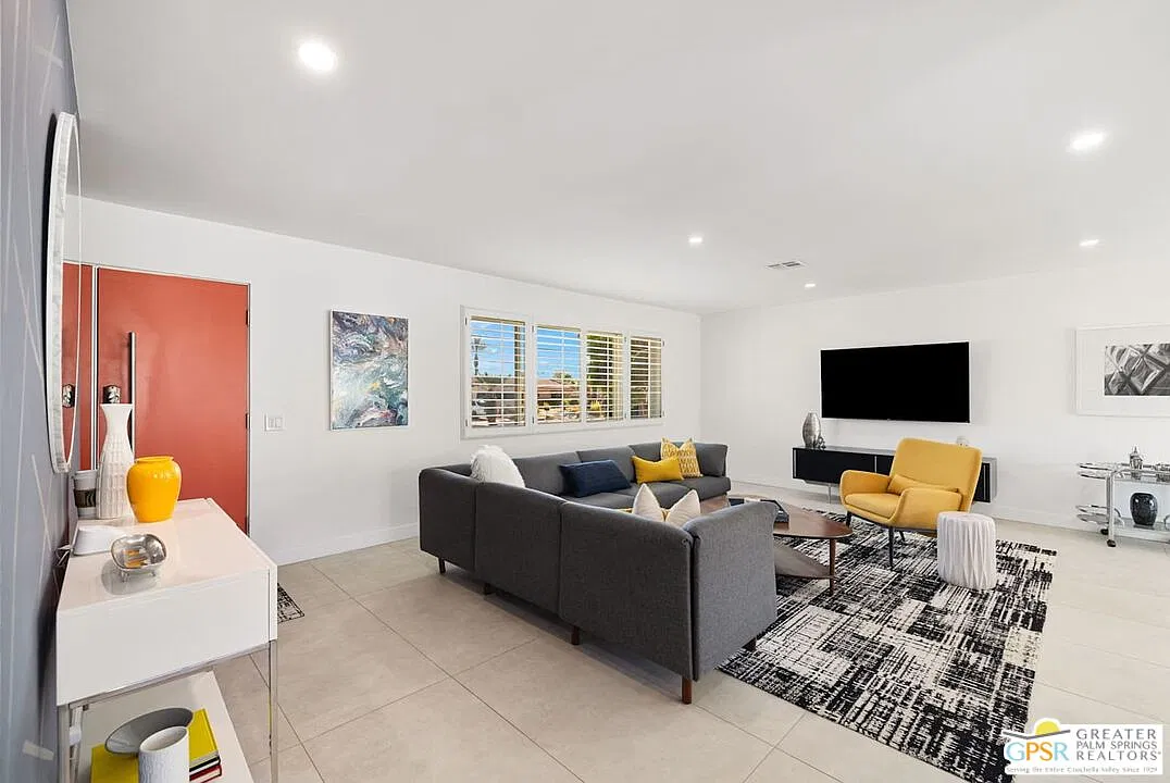 4 bed, 3.0 bath, 1456 sqft, $15,000 — Photo 1