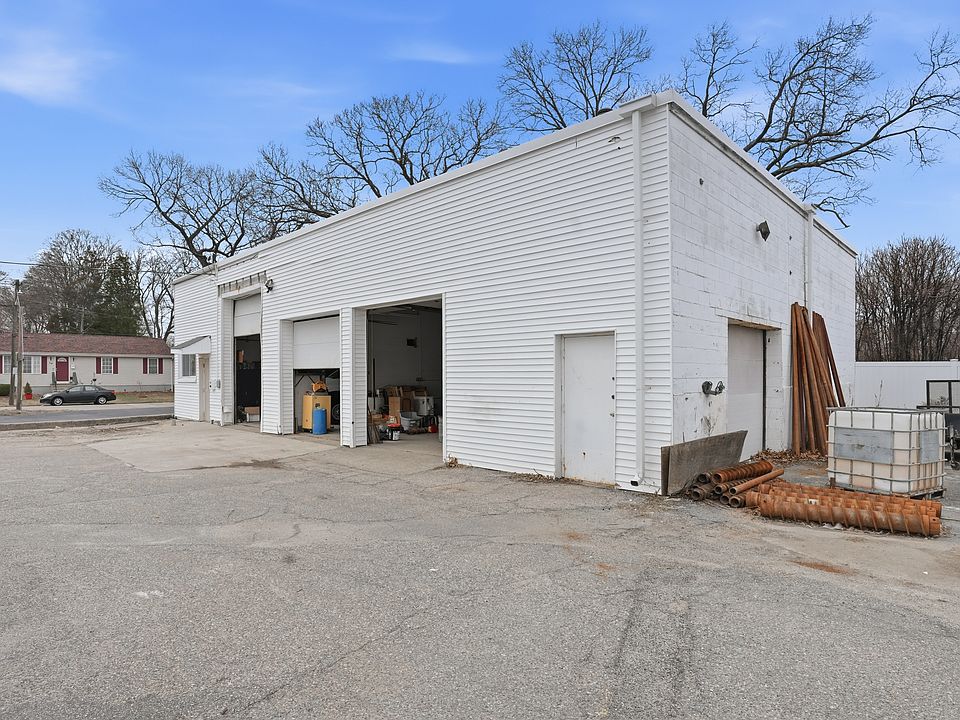 2nd image of 170 Armistice Blvd