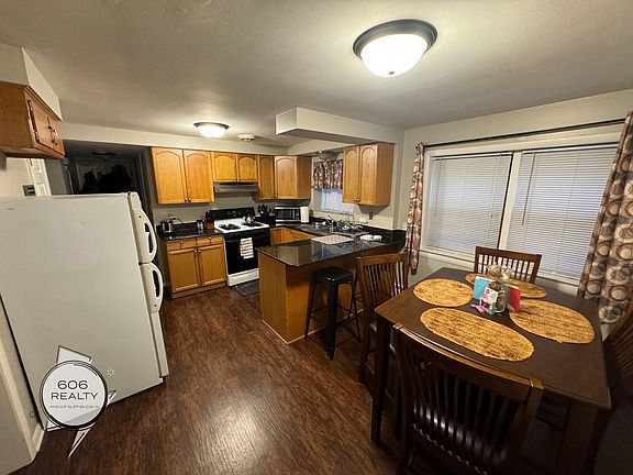 2nd image of 3533 S Harlem Ave #R