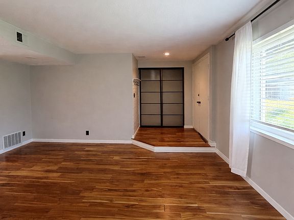 3rd image of 7049 Banff Springs Ct