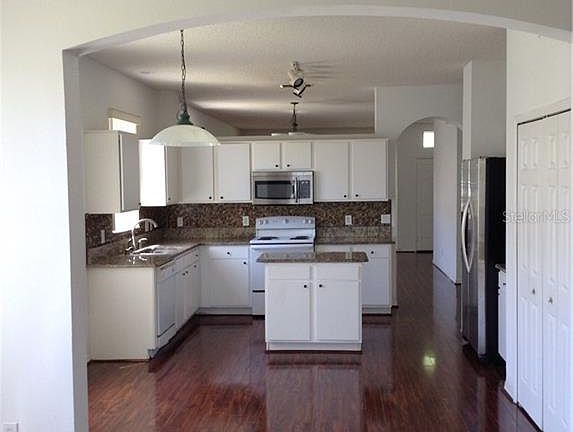 2nd image of 13827 Hawkeye Dr #3B