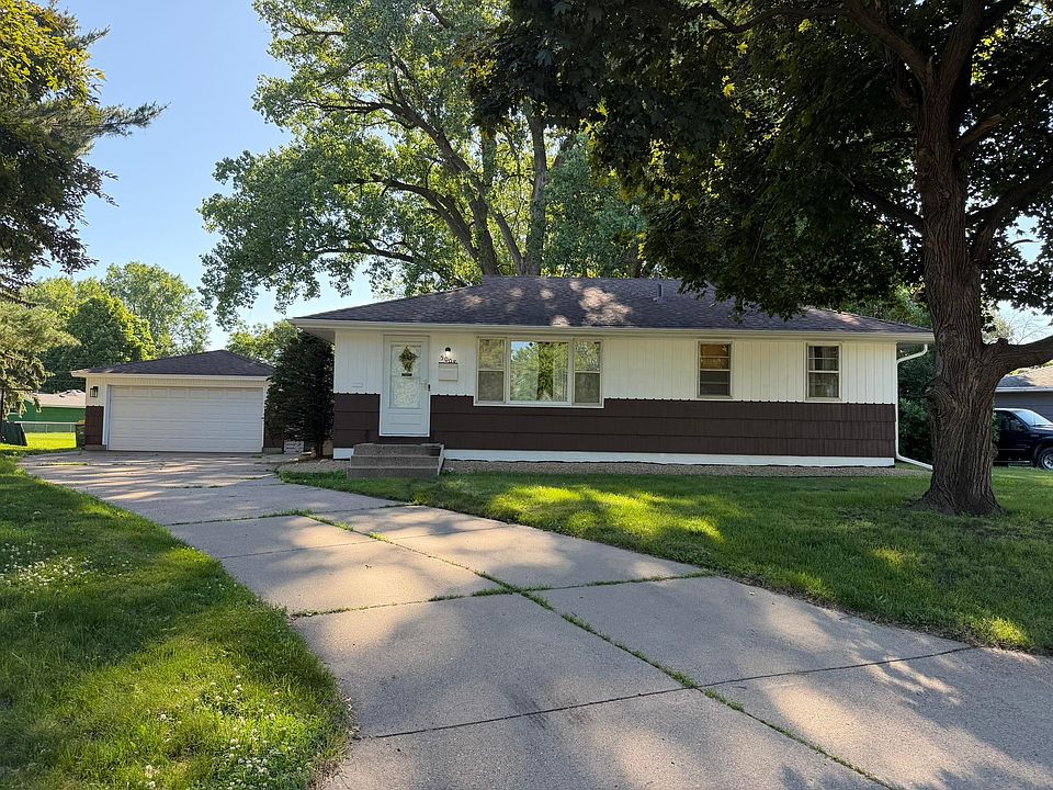 1st image of 5008 66th Ave N