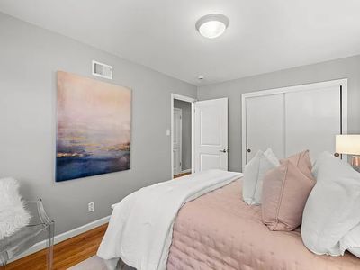 1515 Gilmore St, Mountain View, CA, 94040