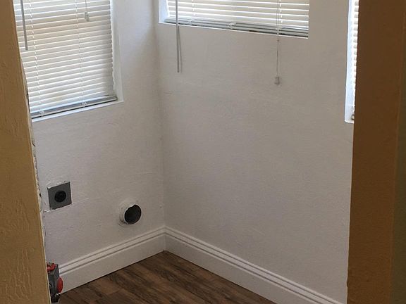 Laundry/Mud Room - new Washer/Dryer will be provided