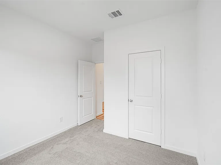 9715 Westminster Manor Dr — Photo 6