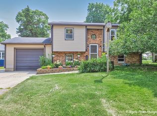 6604 Pheasant Trl, Cary, IL 60013