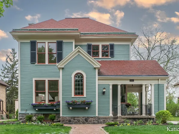 241 Madison Ave SE, Grand Rapids, MI 49503