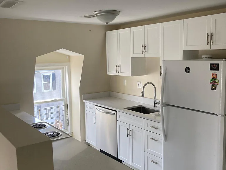 157 South Ave #3 — Photo 2