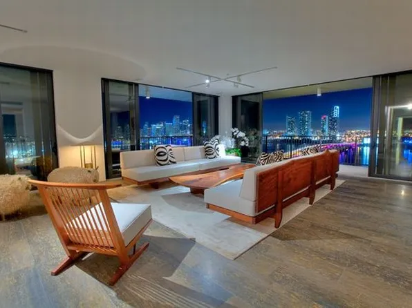 1000 Venetian Way #2202, Miami Beach, FL 33139