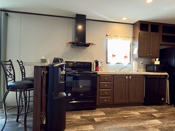 5th image of 1108 Ridgeview Cir