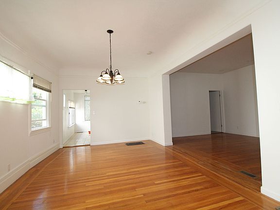 3rd image of 610 Brooklyn Ave