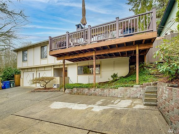 Stately 2-story east-facing home overlooking greenspace on Beacon Hill.