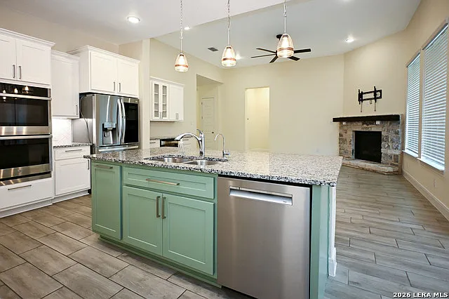 1434 Oaklawn Dr — Photo 7