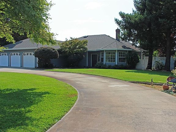 2nd image of 602 Saddleback Dr