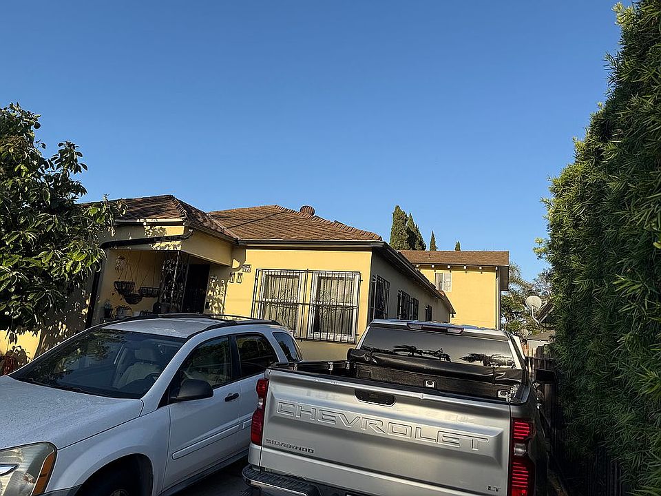 1st image of 2316 S Genesee Ave