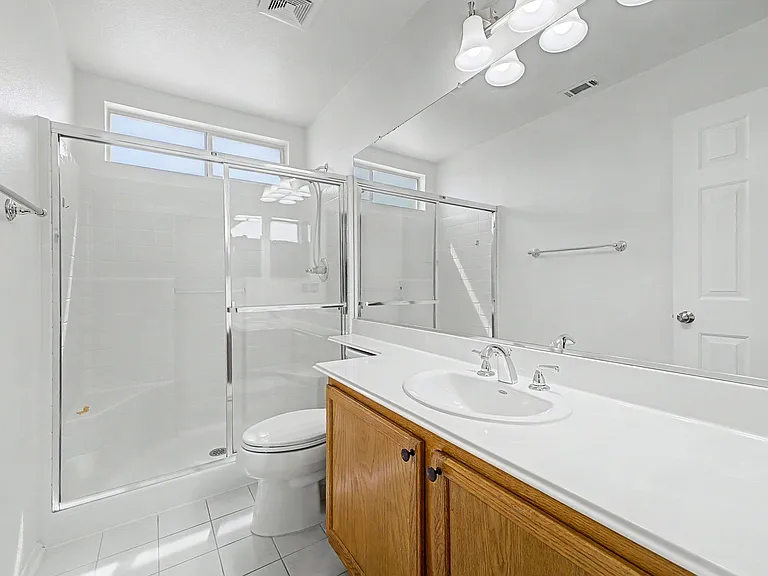 10547 Lilac Tree Ave — Photo 20
