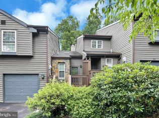 32 E Foxboro Ct, Princeton, NJ 08540