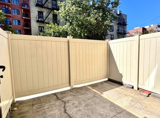 2532 30th Dr APT 1F, Astoria, NY 11102