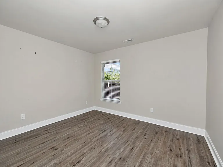 130 Tybee Dr — Photo 26