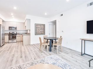 14748 Victory Blvd #202, Van Nuys, CA 91411