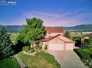 16371 Windy Creek Dr, Monument, CO 80132