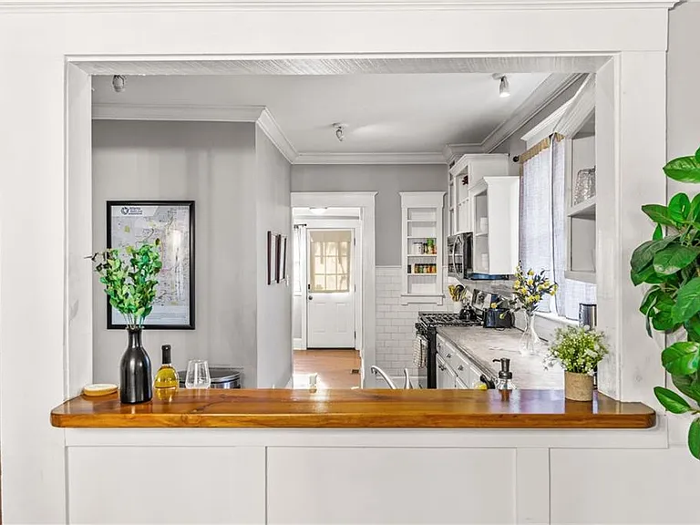 2608 Church St NW — Photo 10