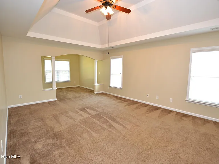 919 Stagecoach Dr — Photo 14