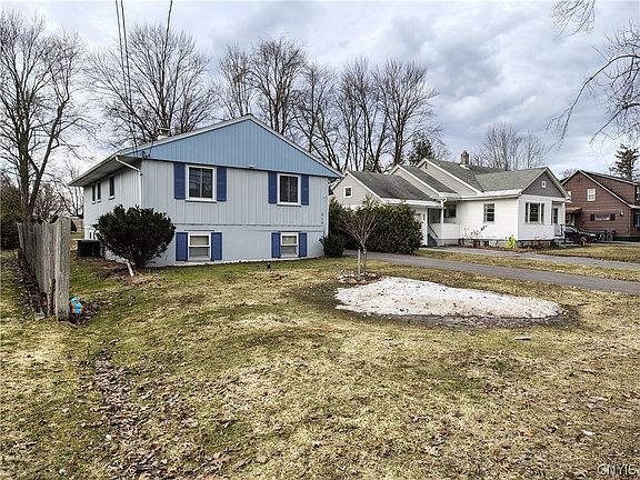 2nd image of 819 W Liberty St