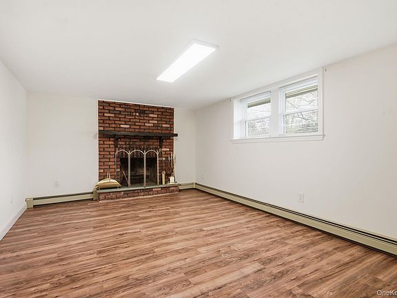 4th image of 140 Chestnut Ridge Road