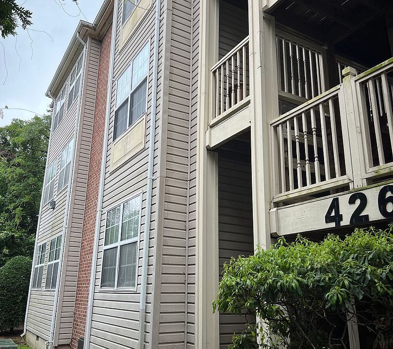 1st image of 426 Delaware Ave APT 125
