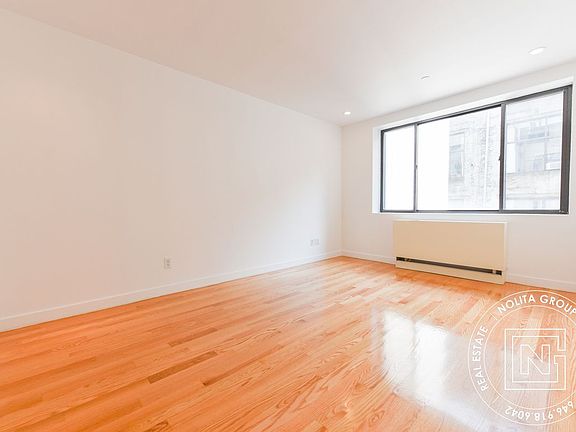 4th image of 179 E Broadway APT 3R