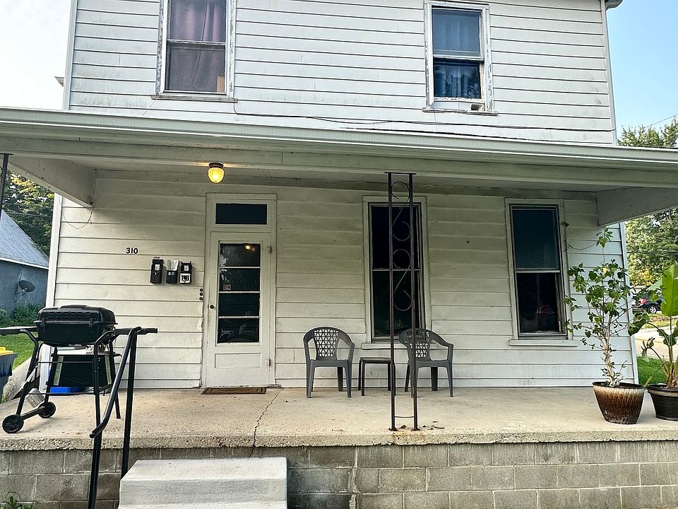 2nd image of 310 W Washington St
