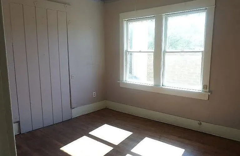 320 N Warren Ave #A — Photo 5