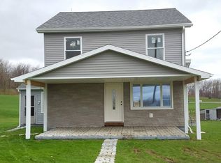 5500 Dobler Rd, Girard, PA 16417