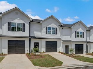 617 Pompano Dr, Greensboro, NC 27410