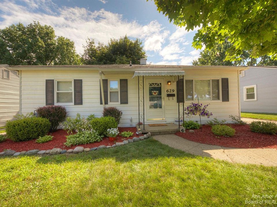 1st image of 629 Dubie Ave