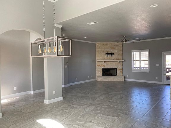 2nd image of 704 Emory Dr