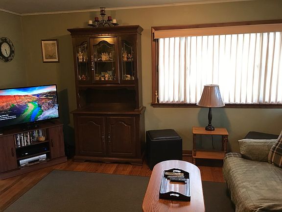 2nd image of 38W378 Heatherfield Dr