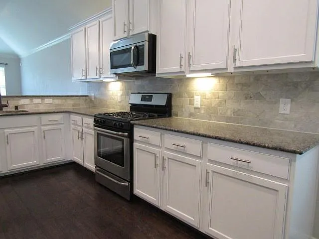 3902 Quiet Pines Ct — Photo 7