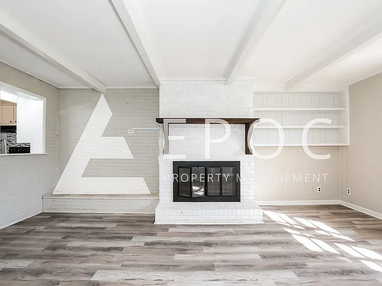 1619 Lexington Ave — Photo 6