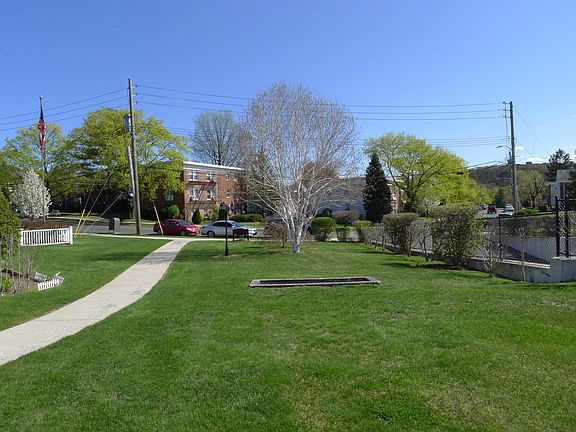 2nd image of 44 Winchester Ave APT 2A
